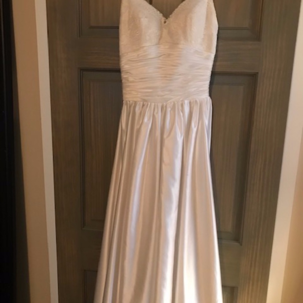 Long Debutant dress or wedding dress